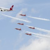 Un premier show aérien de la Patrouille suisse a eu lieu vendredi après midi à l'occasion du jubilé. Un second est prévu dimanche.